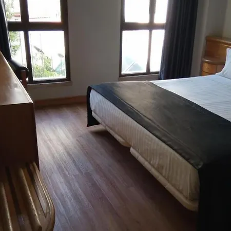 Alif Campo Pequeno Hotel