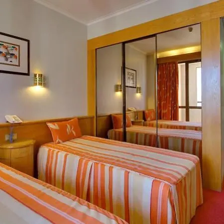 Alif Campo Pequeno Otel 3*