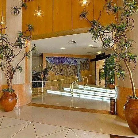 Alif Campo Pequeno Hotel 3*