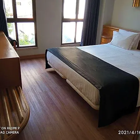 Hotel Alif Campo Pequeno 3*