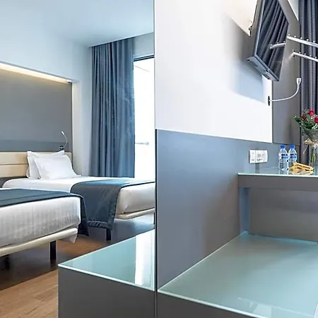 Alif Campo Pequeno Hotel 3*