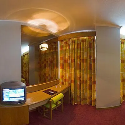 Alif Campo Pequeno Otel Lisboa