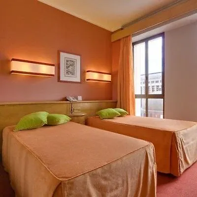 Alif Campo Pequeno Hotel 3*